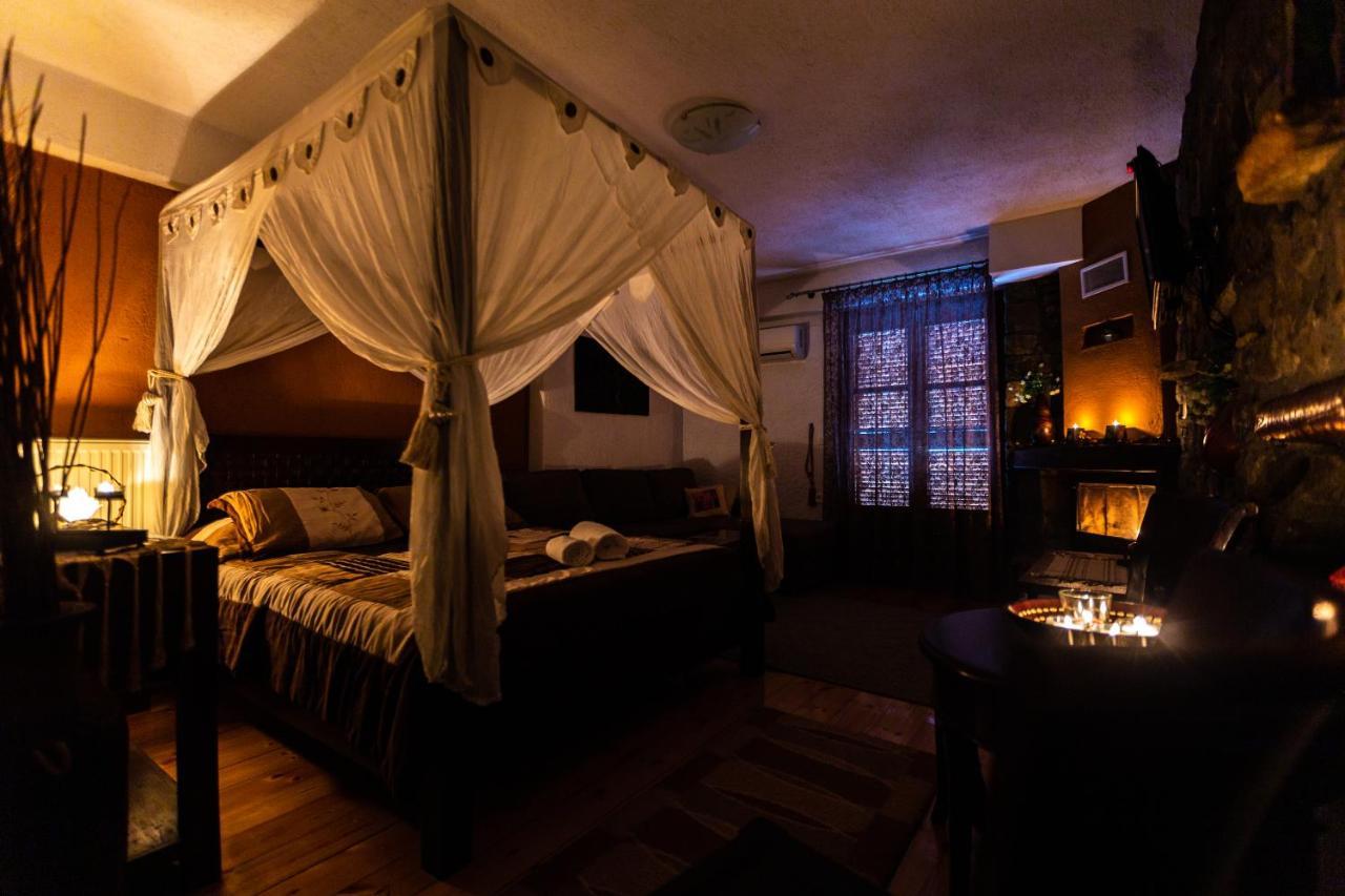 La Moara Boutique Hotel Krania Bagian luar foto
