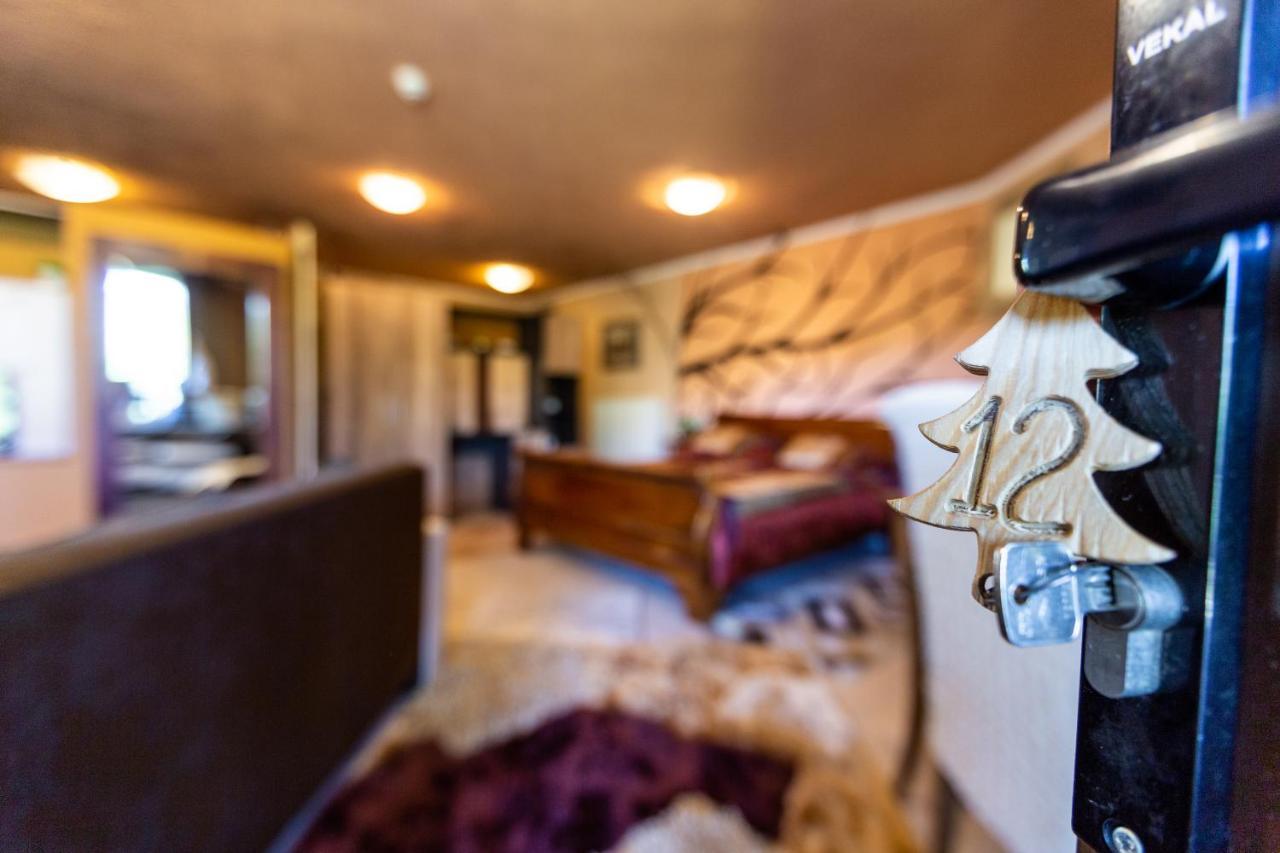 La Moara Boutique Hotel Krania Bagian luar foto