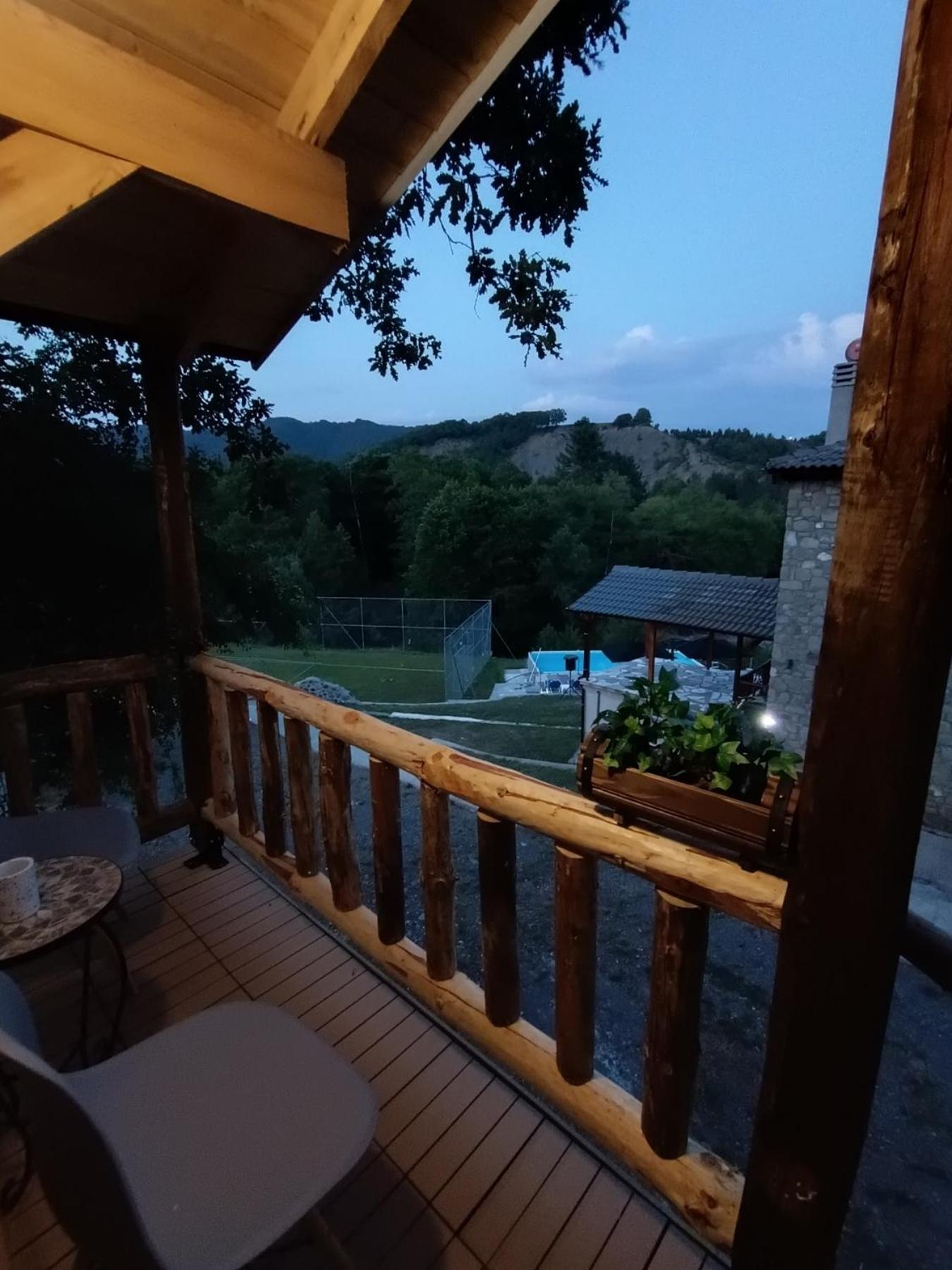La Moara Boutique Hotel Krania Bagian luar foto