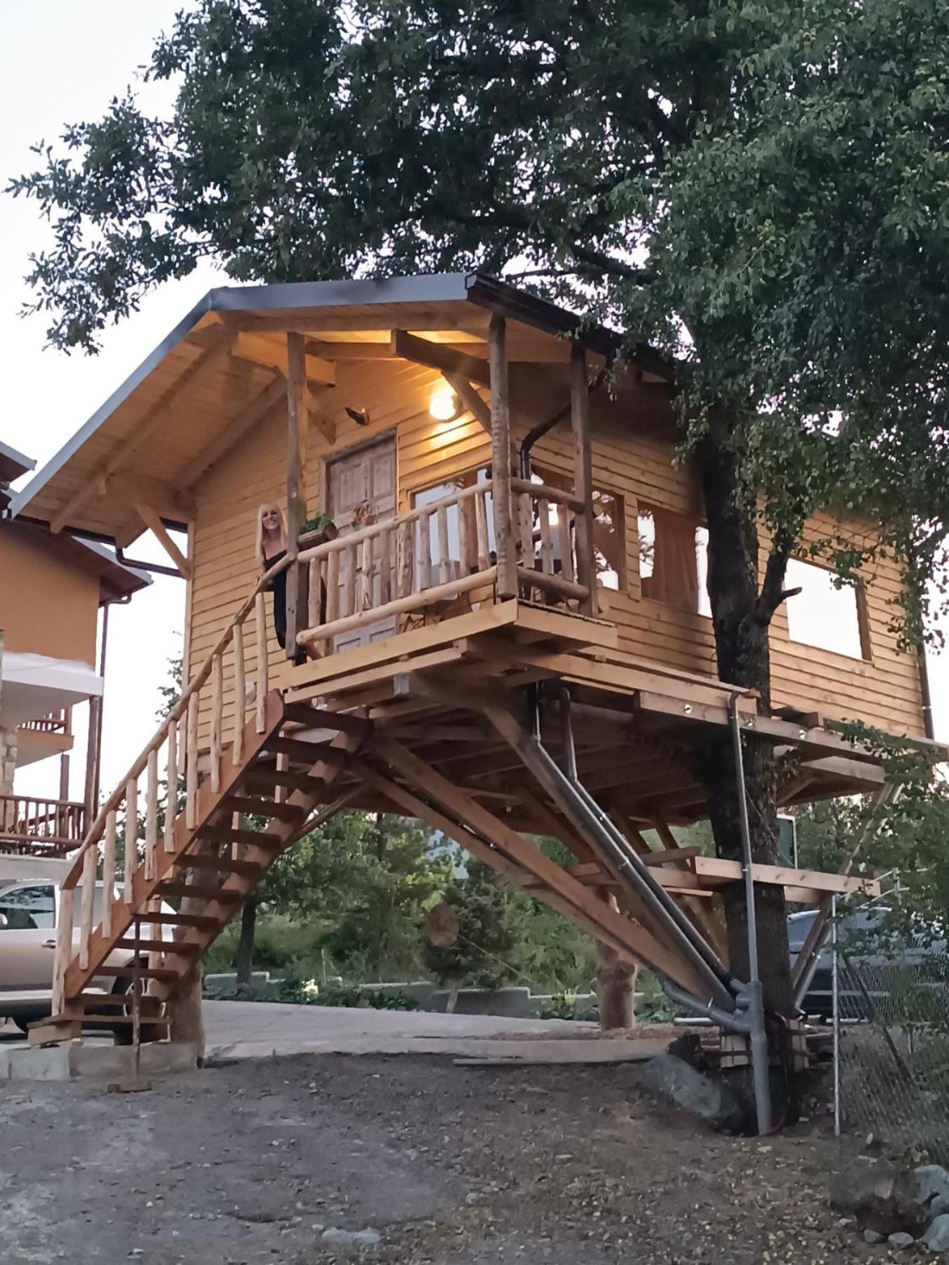 La Moara Boutique Hotel Krania Bagian luar foto